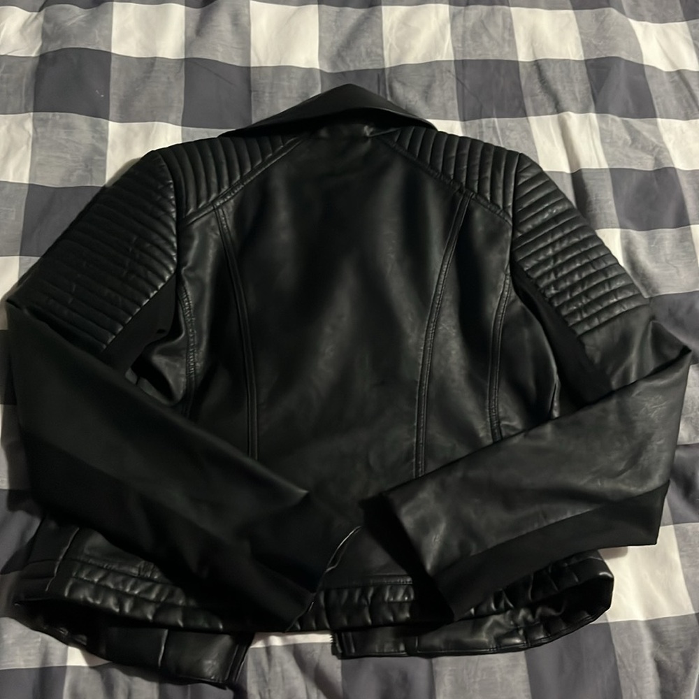 Faux leather jacket - Picture 6 of 8